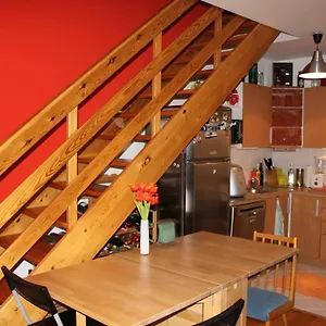 Sunny Two-story Kyje Praha